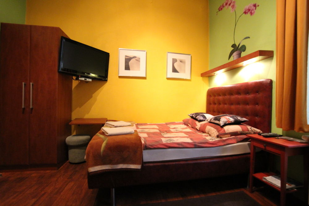 Rainbow Apartments 2 Krakow Ngoại thất bức ảnh